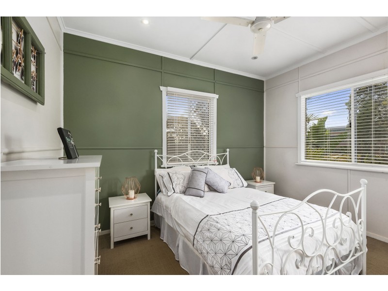 66 Crown Street, Rangeville QLD 4350