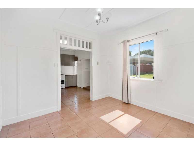 249 West Street, Harristown QLD 4350