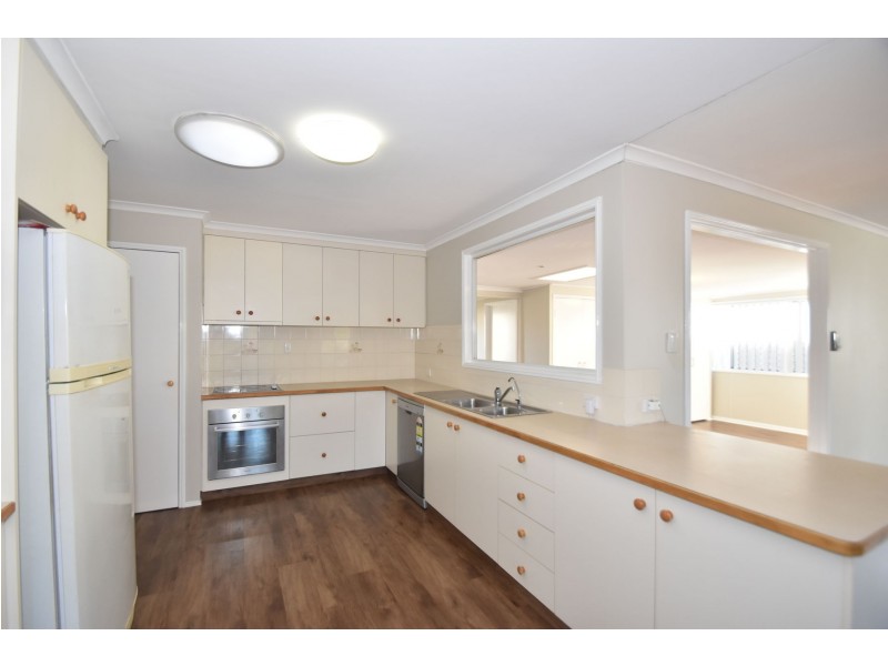 299 Taylor Street, Wilsonton QLD 4350