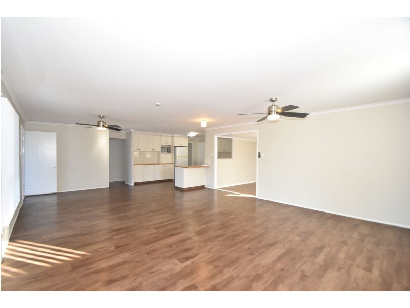 299 Taylor Street, Wilsonton QLD 4350