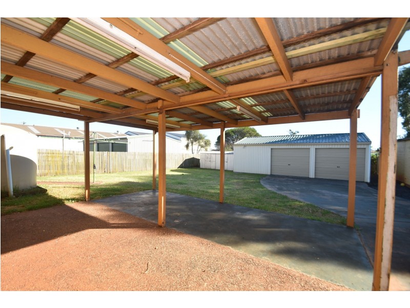 299 Taylor Street, Wilsonton QLD 4350
