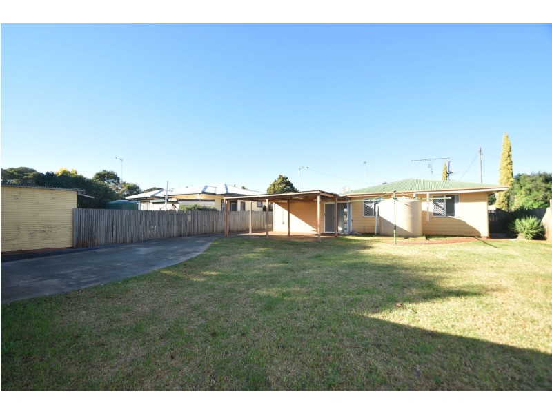299 Taylor Street, Wilsonton QLD 4350