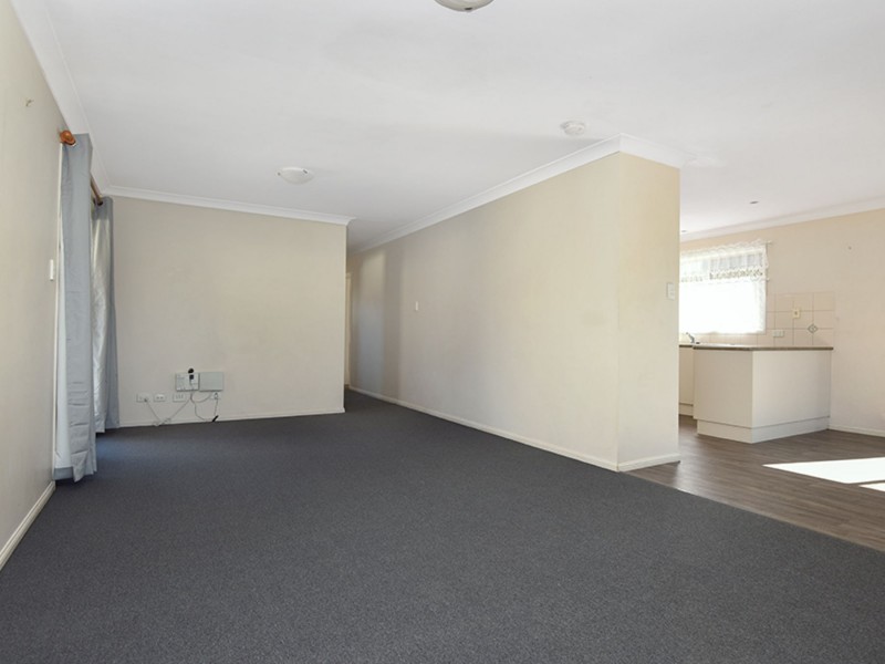 271 New England Highway, Harlaxton QLD 4350