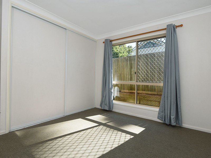 271 New England Highway, Harlaxton QLD 4350