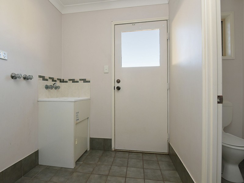 271 New England Highway, Harlaxton QLD 4350