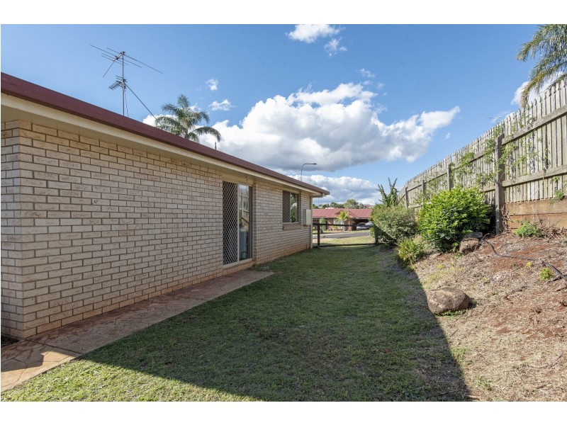5 Jade Close, Darling Heights QLD 4350
