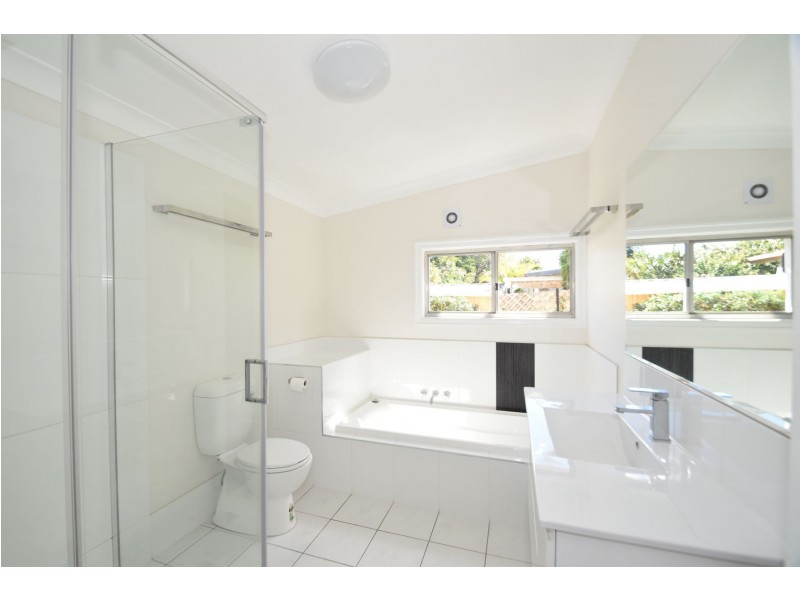 2 Wombyra Street, Newtown QLD 4350