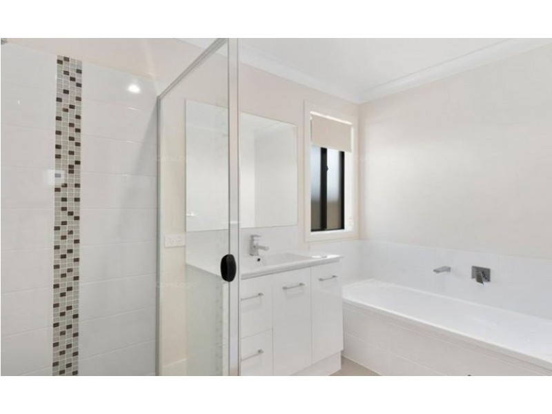 28 Minnett Street, Glenvale QLD 4350
