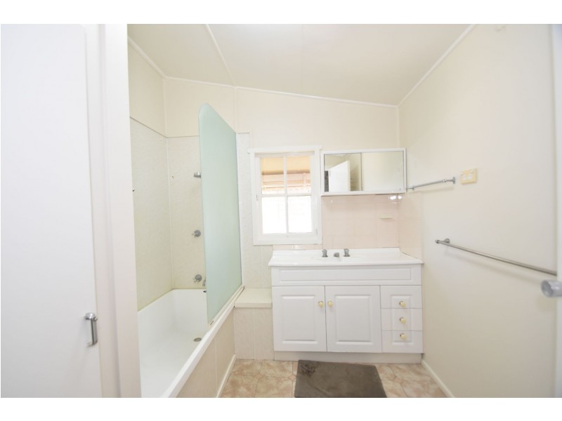 58 Hodgson Street, Greenmount QLD 4359