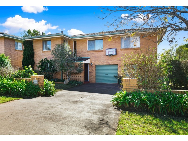 9 Illawarra Street, Harristown QLD 4350