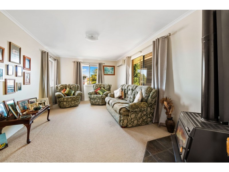 9 Illawarra Street, Harristown QLD 4350