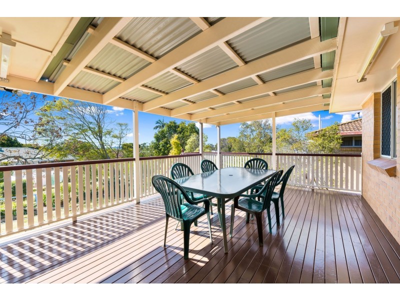 9 Illawarra Street, Harristown QLD 4350