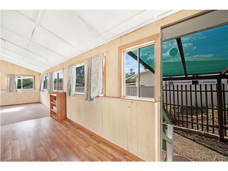 63 John Street, Goombungee QLD 4354