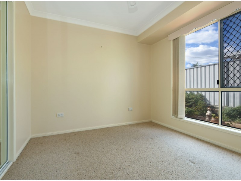 1/2 Brunckhorst Drive, Kearneys Spring QLD 4350