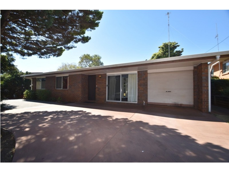 178 Tor Street, Rockville QLD 4350