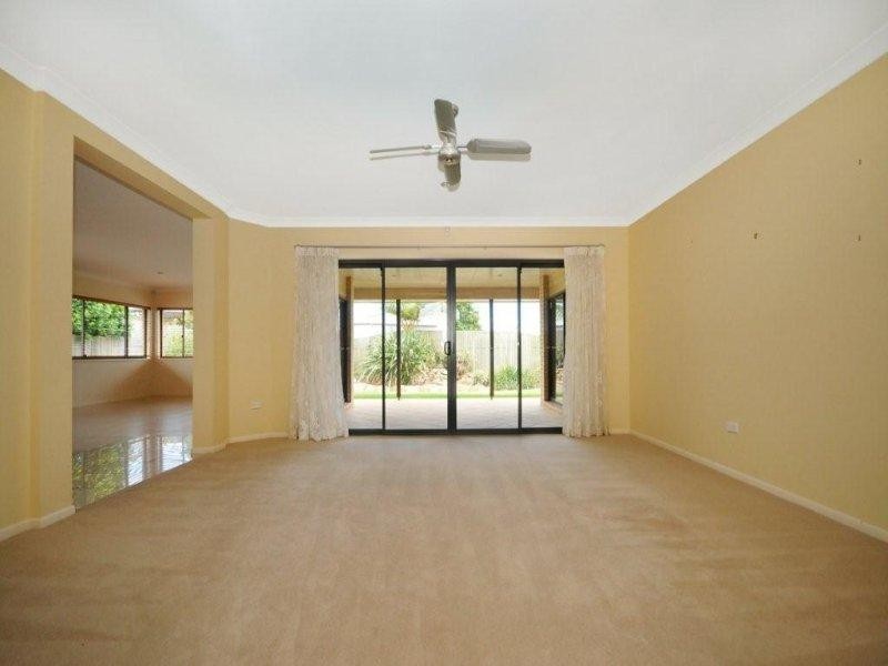 331 Ramsay Street, Middle Ridge QLD 4350