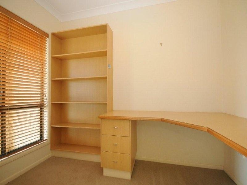 331 Ramsay Street, Middle Ridge QLD 4350