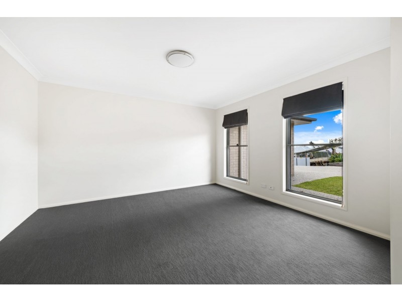 47 Sommariva Street, Westbrook QLD 4350