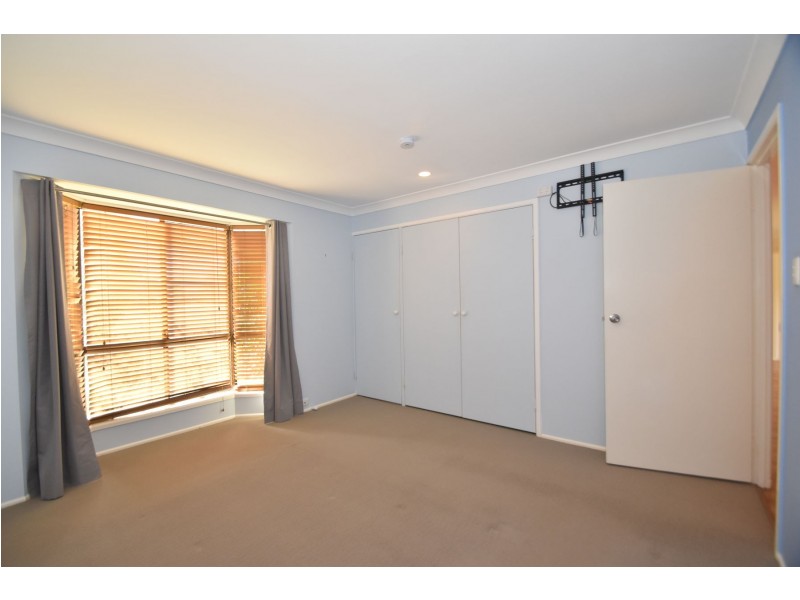 10 Traminer Drive, Wilsonton Heights QLD 4350