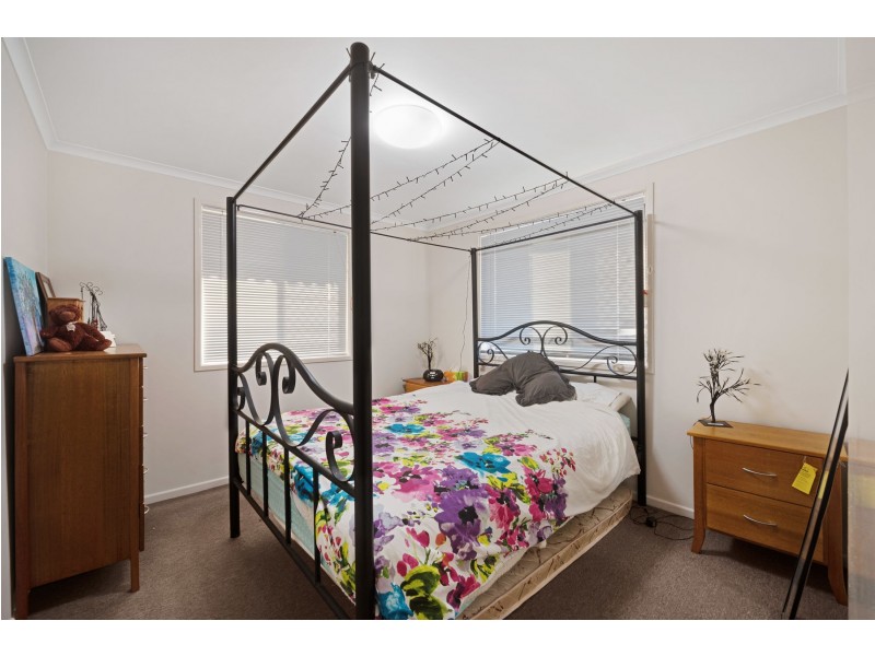 36 Esmond Street, Rockville QLD 4350