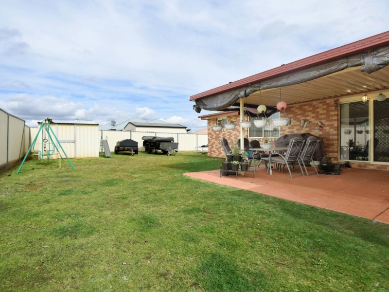 16 Lavarack Street, Darling Heights QLD 4350