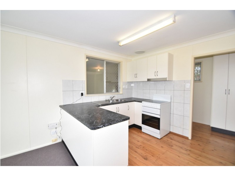 2/2 Creek Street, Cambooya QLD 4358