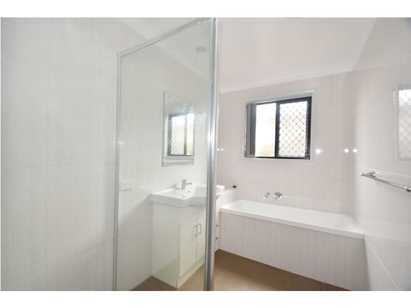 4/9 O’Brien Street, Harlaxton QLD 4350