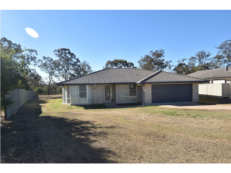 47 Highland Park Road, Meringandan West QLD 4352