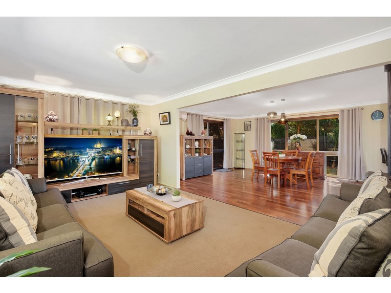 1 Jasmine Court, Centenary Heights QLD 4350