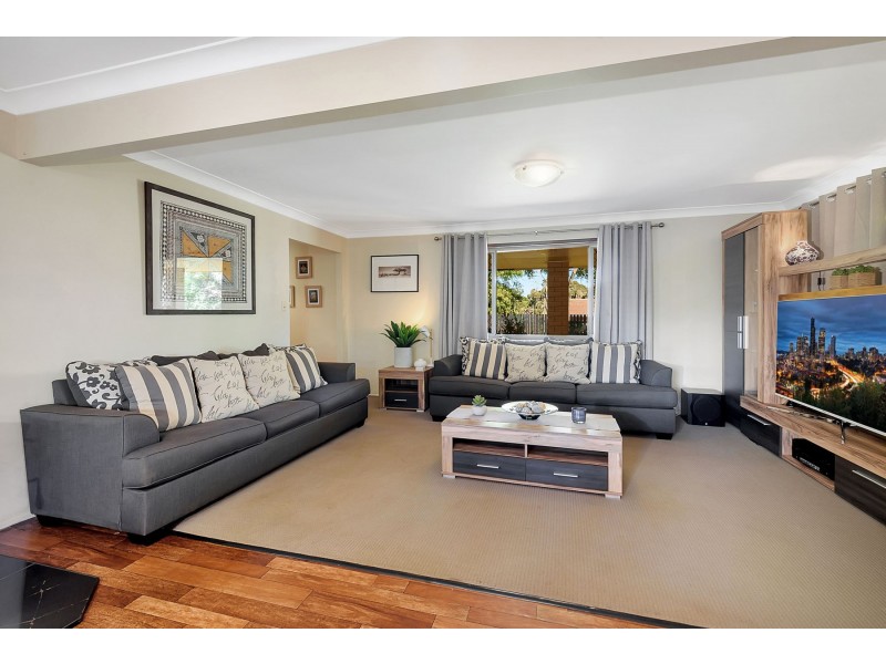 1 Jasmine Court, Centenary Heights QLD 4350