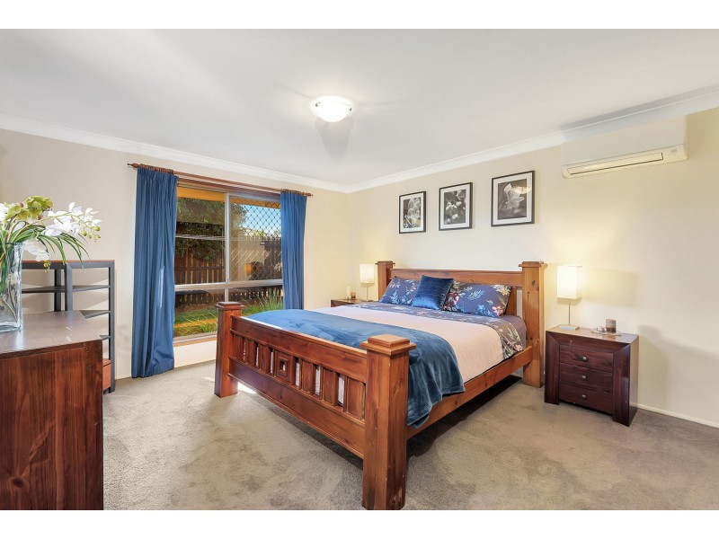 1 Jasmine Court, Centenary Heights QLD 4350