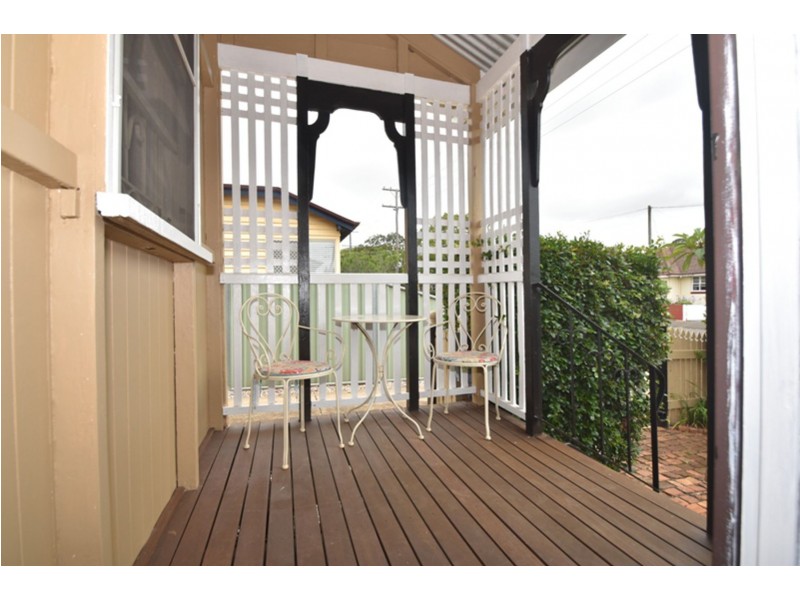 12 Clairmont Street, Newtown QLD 4350