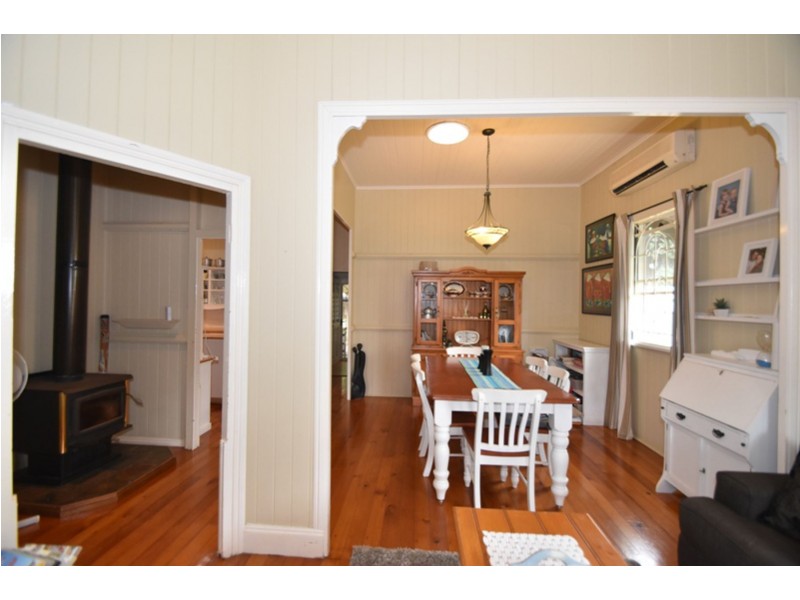 12 Clairmont Street, Newtown QLD 4350