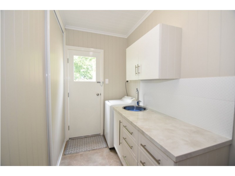 12 Clairmont Street, Newtown QLD 4350