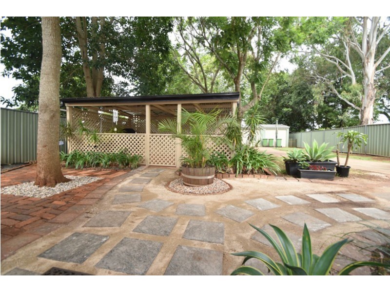 12 Clairmont Street, Newtown QLD 4350