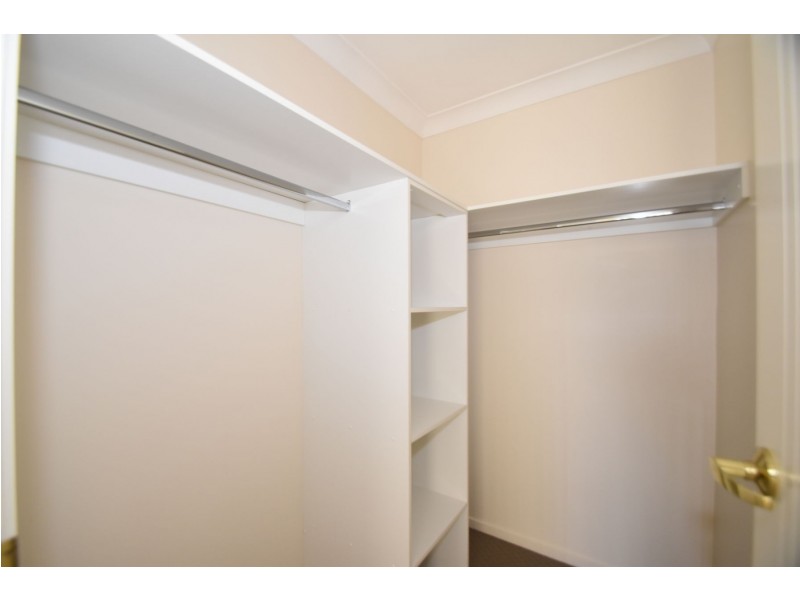 2/16 Barwick Court, Wilsonton Heights QLD 4350