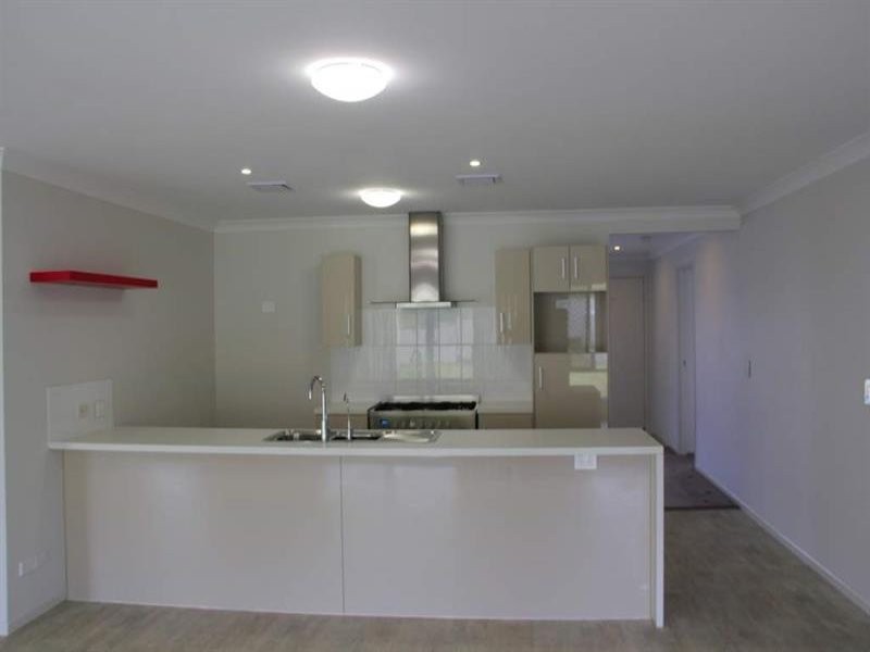 7 Alpine Court, Cranley QLD 4350