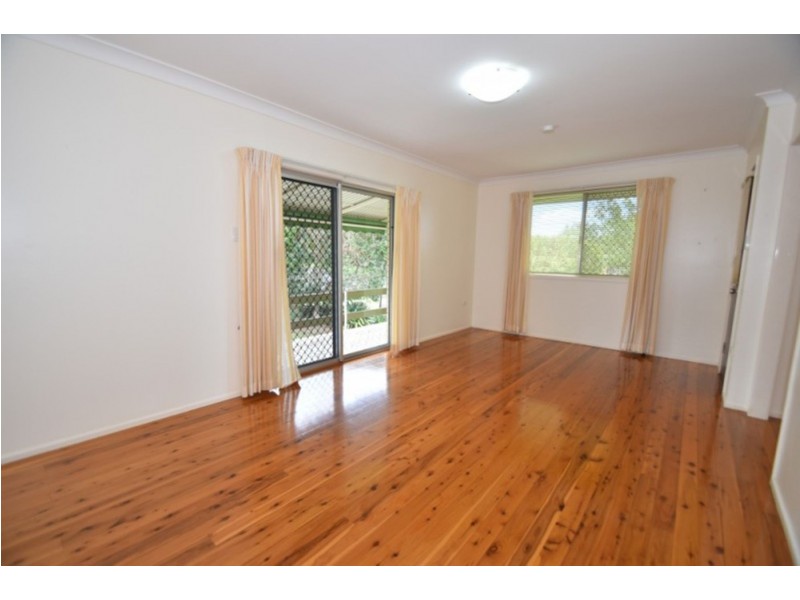 2 Diosma Street, Centenary Heights QLD 4350