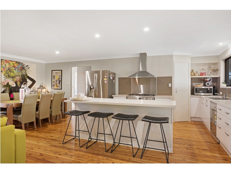 8 Mocatta Street, Goombungee QLD 4354