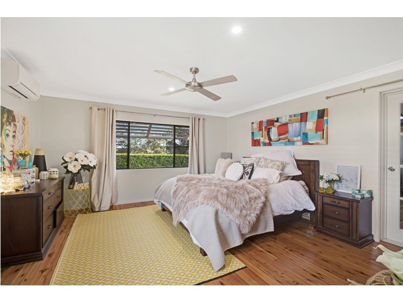 8 Mocatta Street, Goombungee QLD 4354