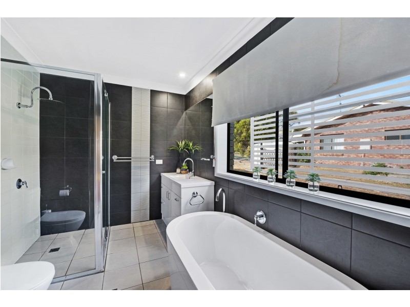 8 Mocatta Street, Goombungee QLD 4354