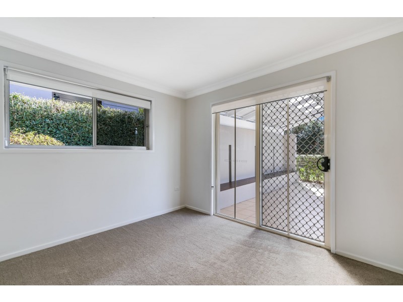 3 Barrymount Crescent, Mount Lofty QLD 4350