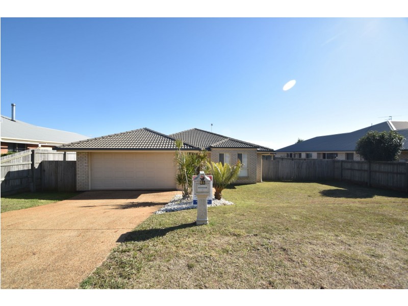 21 Smythe Drive, Highfields QLD 4352
