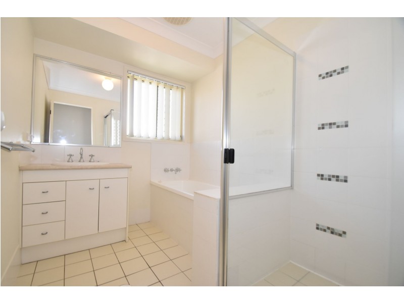 21 Smythe Drive, Highfields QLD 4352