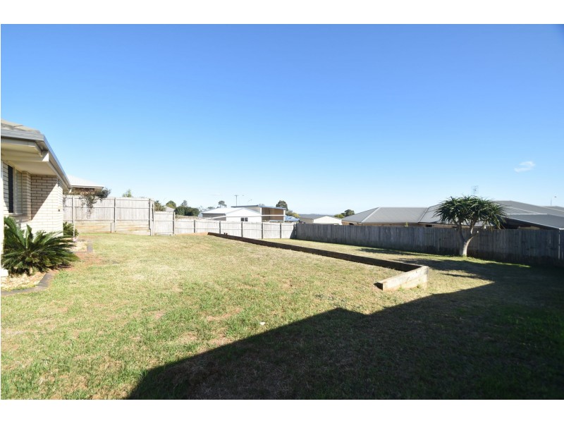 21 Smythe Drive, Highfields QLD 4352