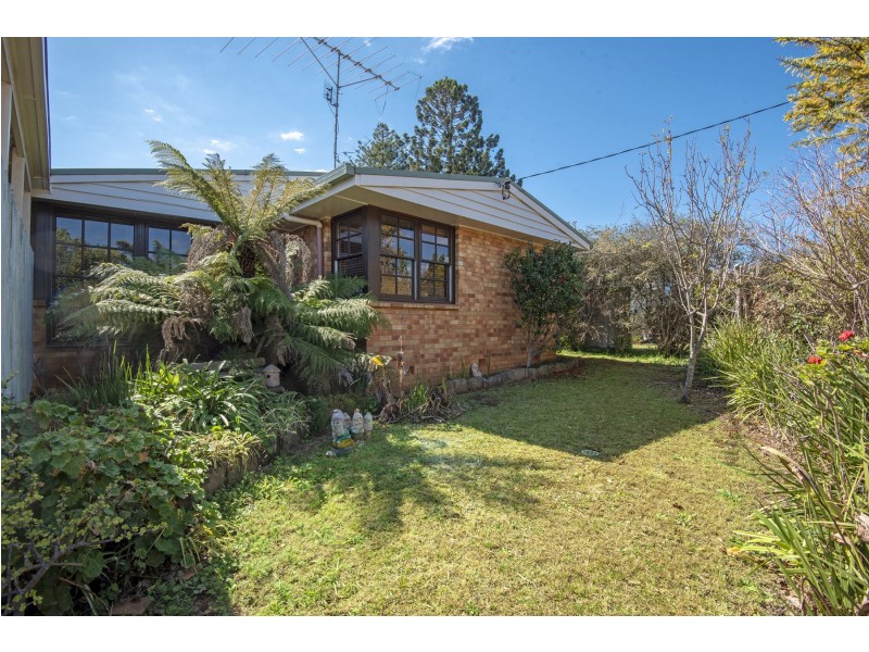 9 Cedar Street, East Toowoomba QLD 4350