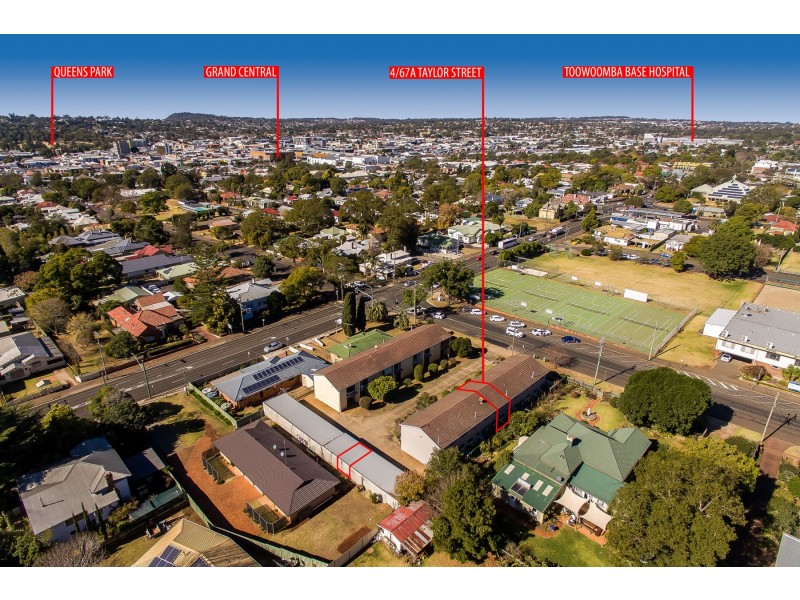 4/67A Taylor Street, Newtown QLD 4350