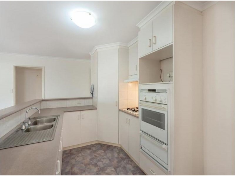 7 Daisy Court, Middle Ridge QLD 4350