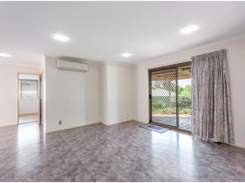 7 Daisy Court, Middle Ridge QLD 4350