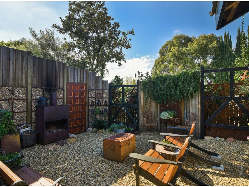 15 Christmas Street, North Toowoomba QLD 4350